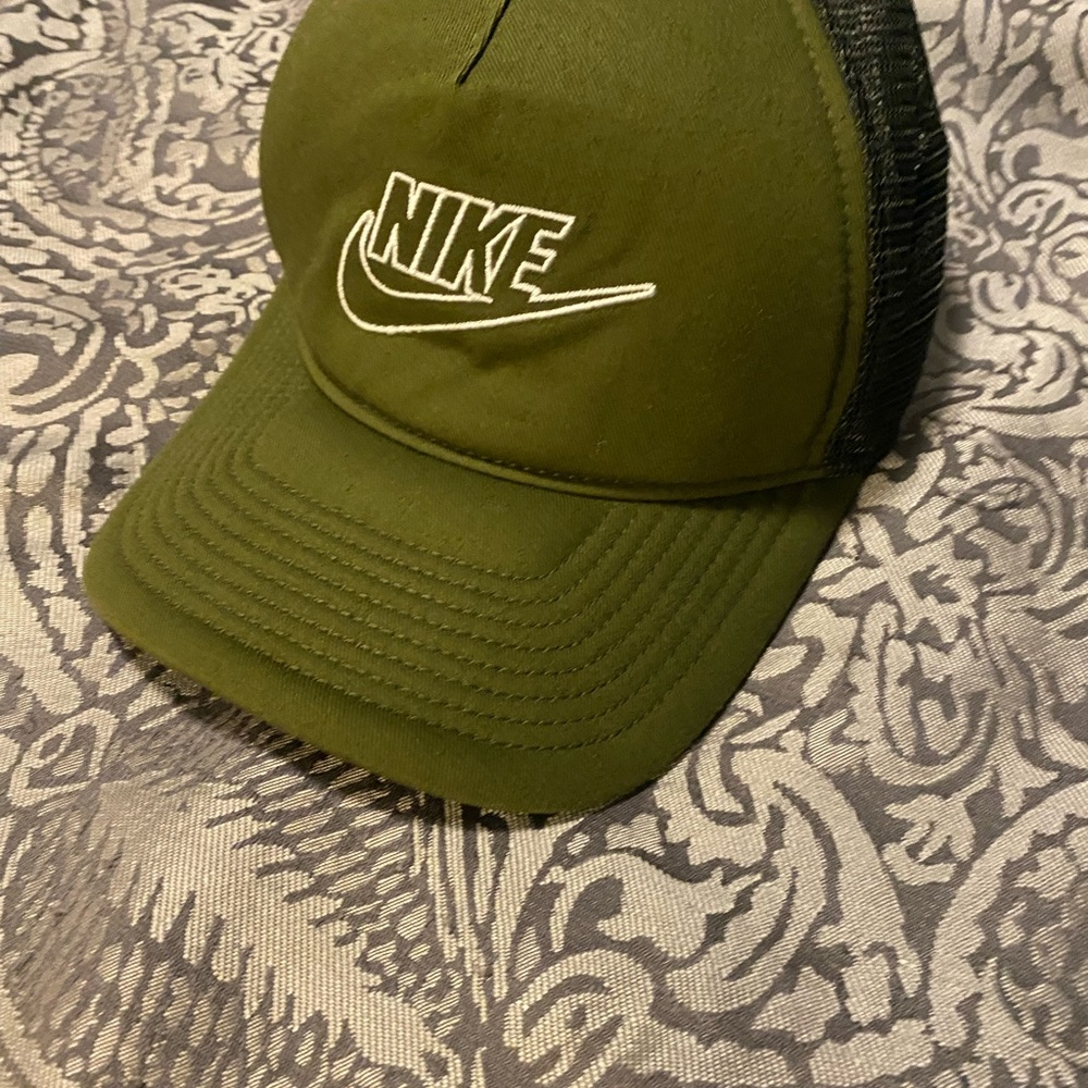 Nike Olive Green Cap
